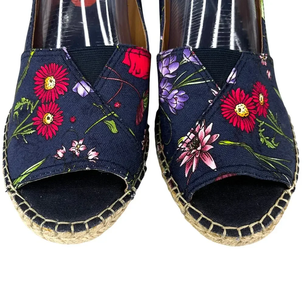 Clarks Artisan Petrina Rhea Navy Floral Canvas Wedge Sandal 11 New